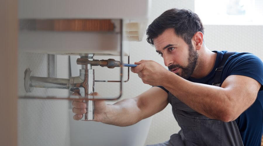 Professional water heater installation services in Palmdale, FL